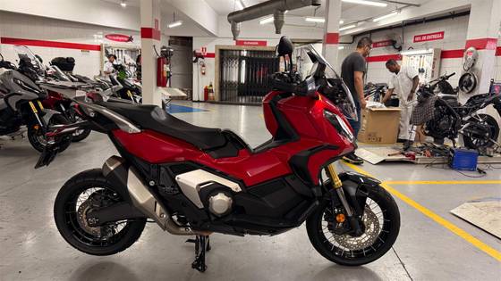 HONDA X-ADV 